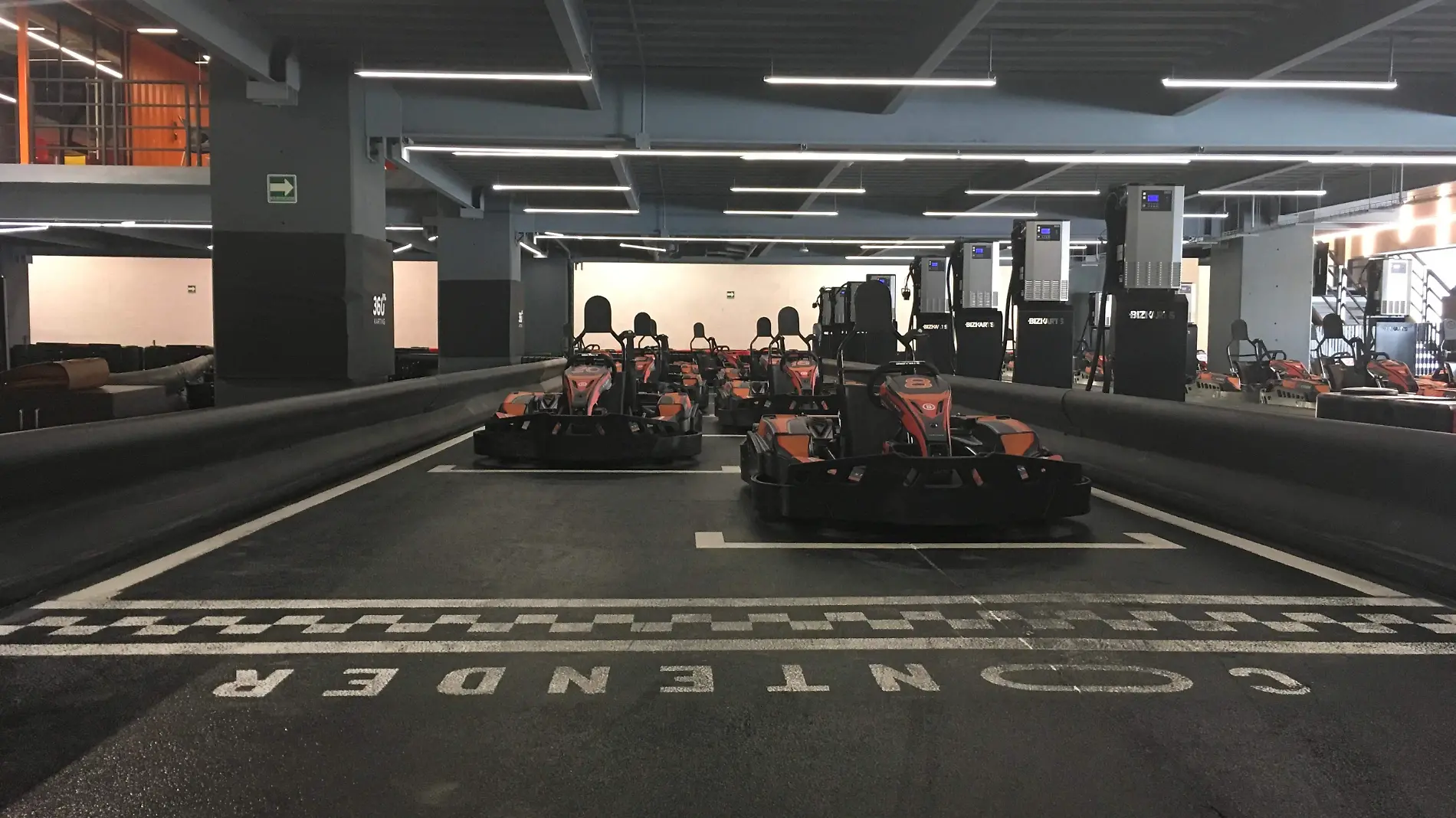 6-CONTENDER E KARTING